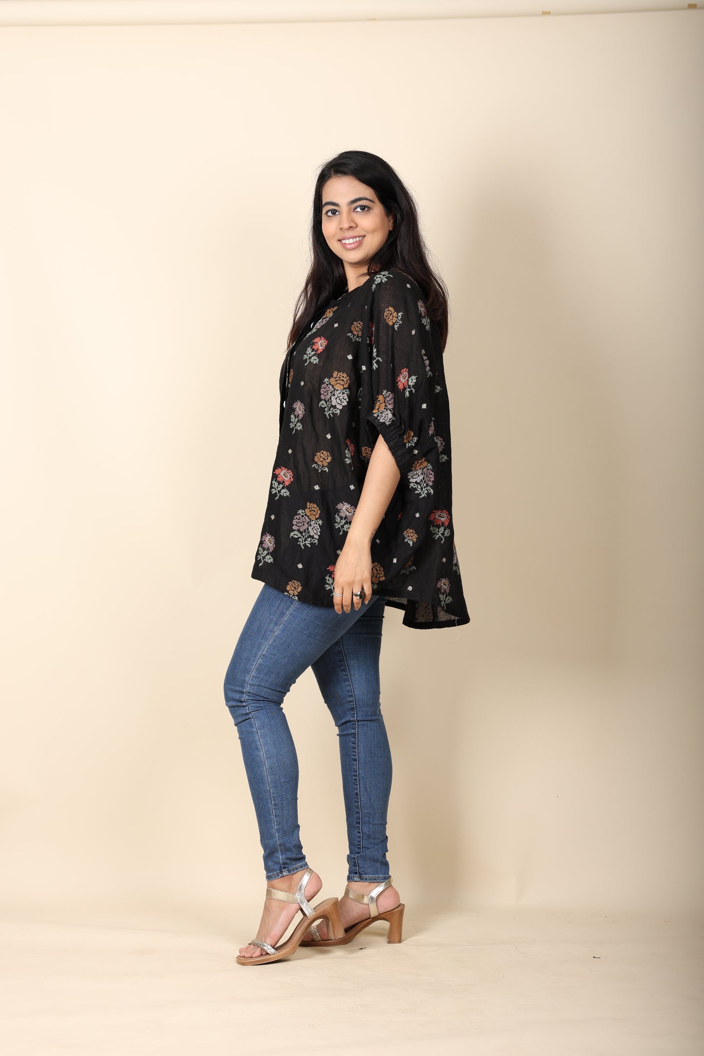 Women’s Black Linen Embroidered Top