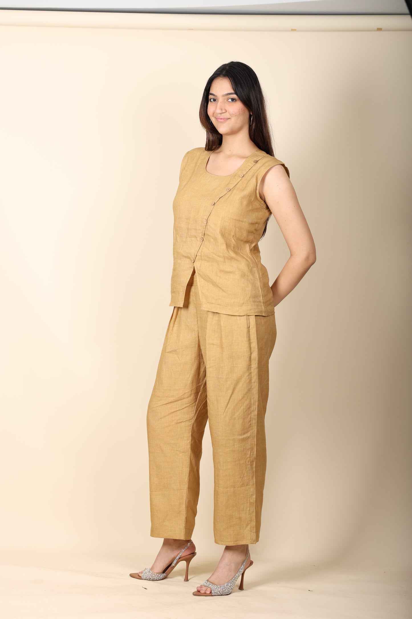 Women’s Beige Linen Sleeveless Co-ord Set