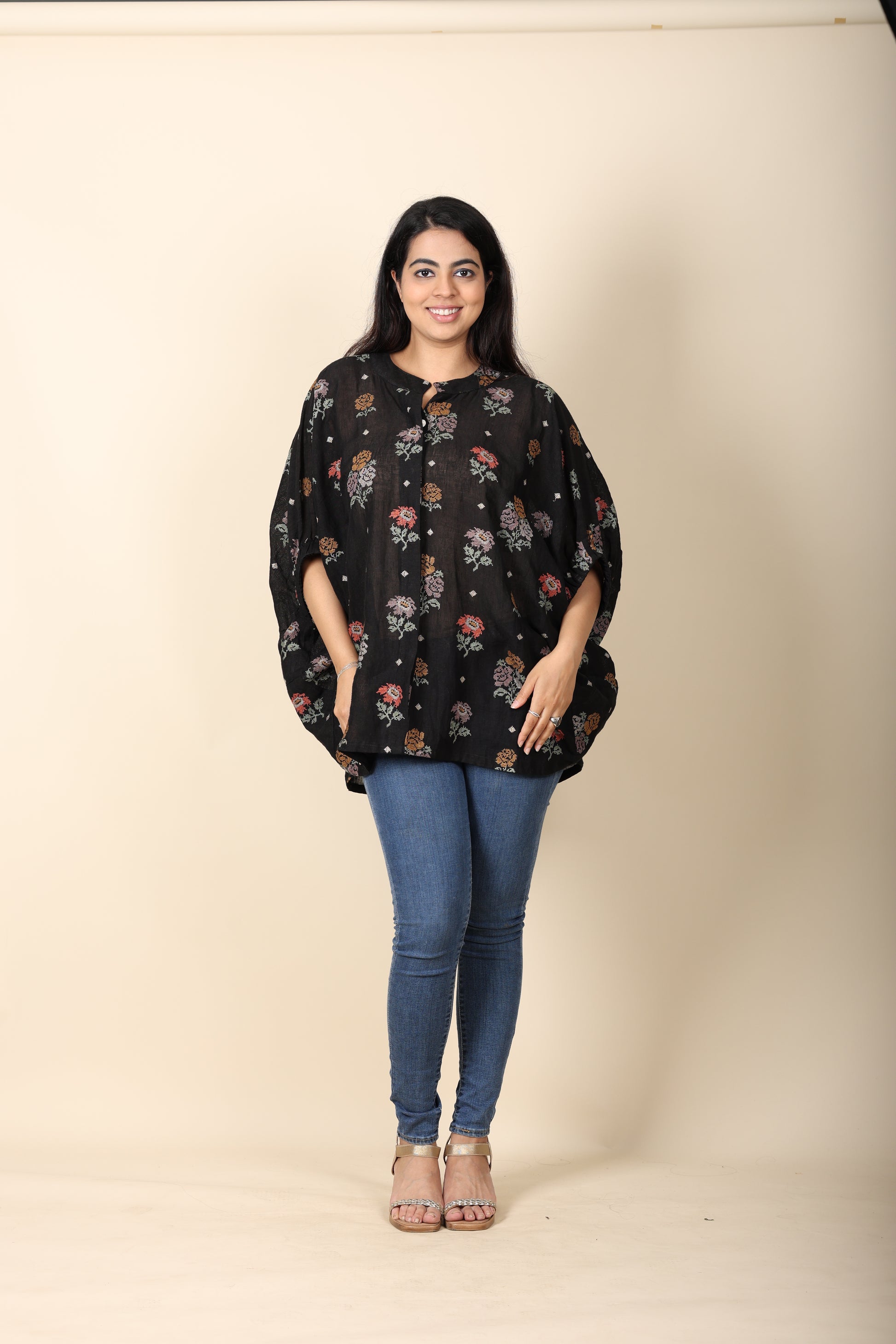 Women’s Black Linen Embroidered Top