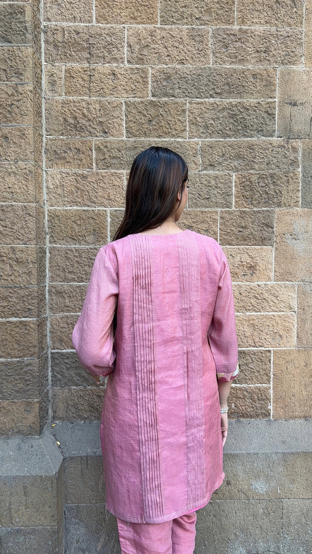 Mehr Gul Kurta Set