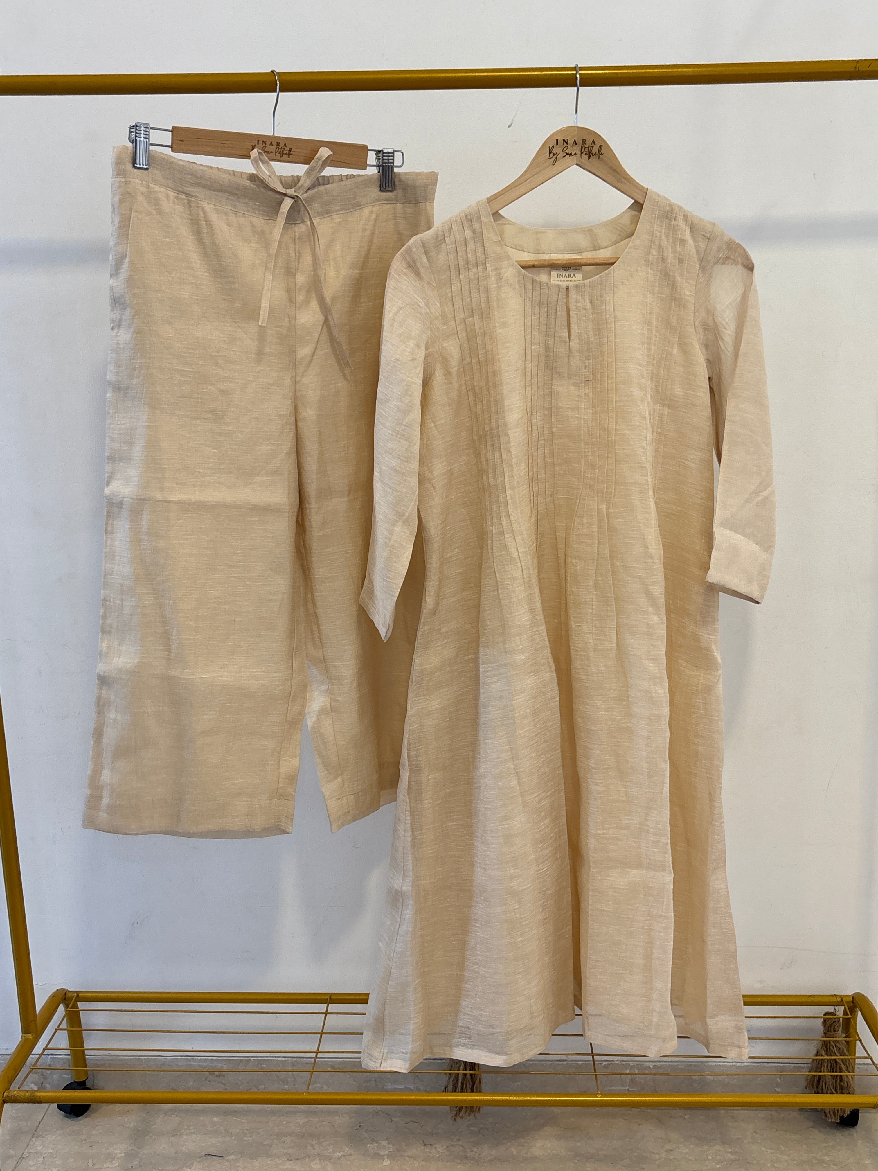 Off White Pintucks Linen Tissue Kurti Set