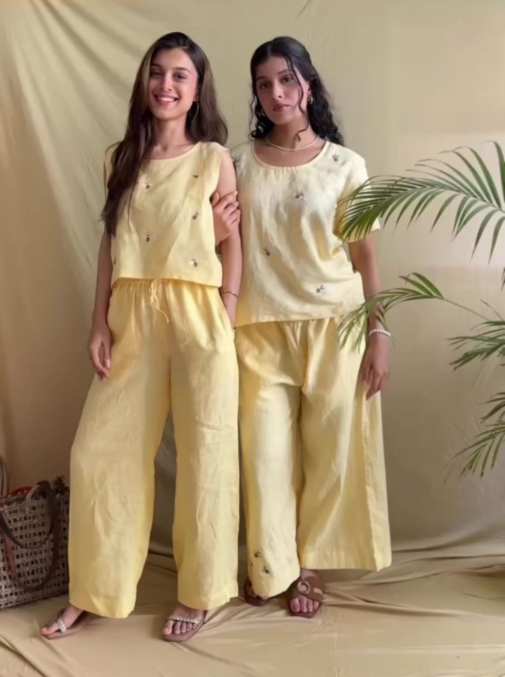 Linen Bee Co-ord Set – Sunny Yellow 100% Linen Summer Outfit